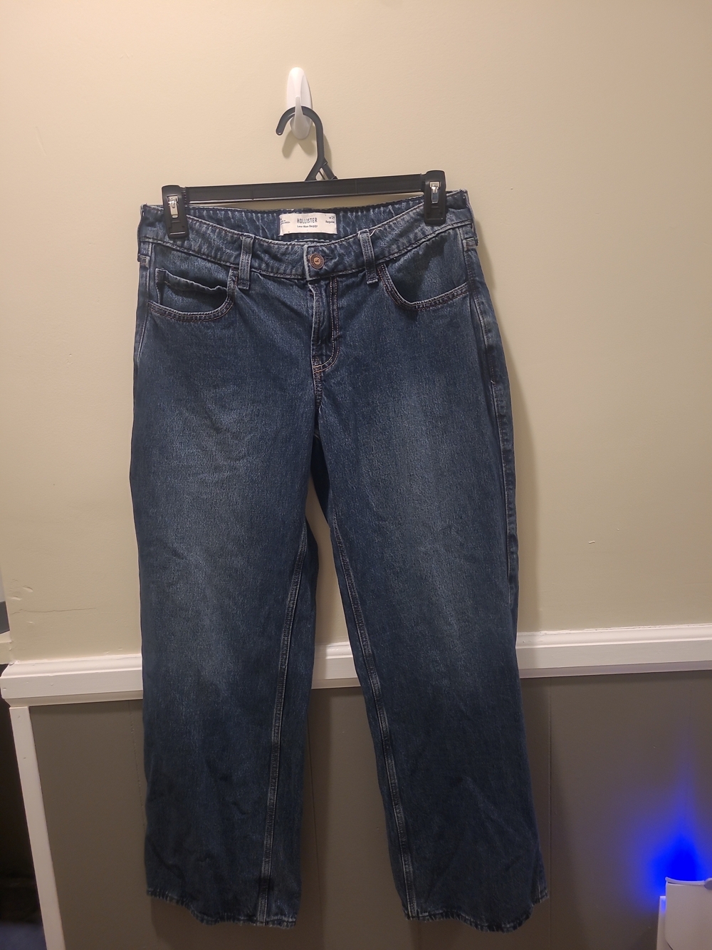 Hollister Womens Low Rise Baggy Dark Wash Jeans 8R W29